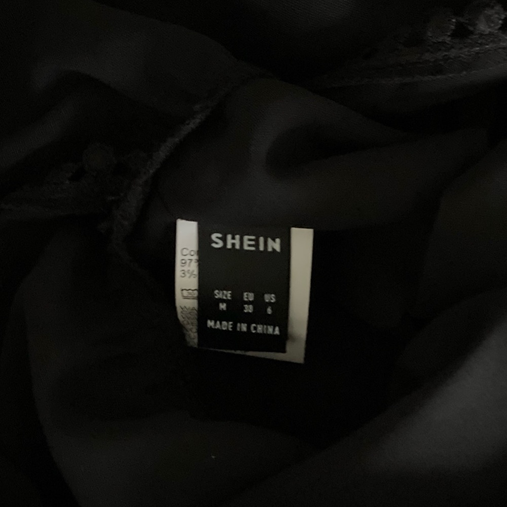 Cute top from shein! - Picture 4 of 4